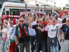 [Bildergalerie] FCA Fans feiern im 11er und in der Innenstadt den Verbleib in der Bundesliga: FCA Fans feiern im 11er und in der Innenstadt den Verbleib in der Bundesliga