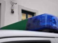 Oberbayern: Rätselhaft: Auto von Zug erfasst: Warum fuhr Fahrerin auf Bahnübergang?